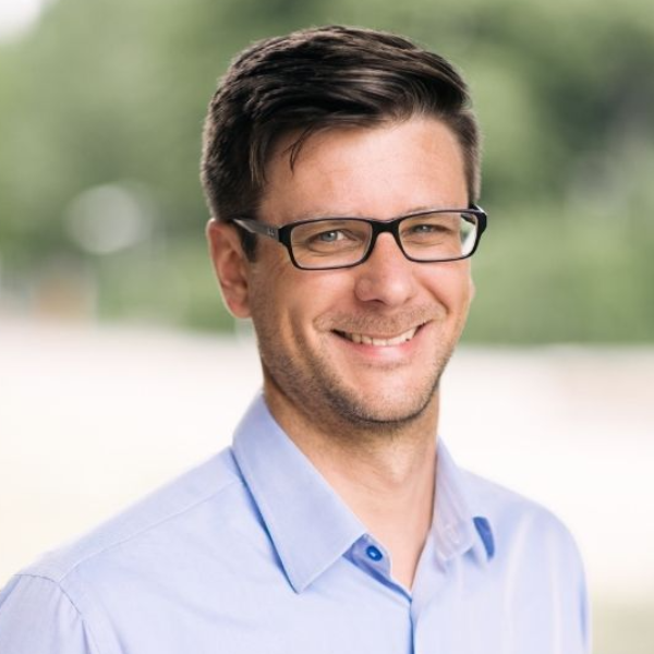  Tim Krner